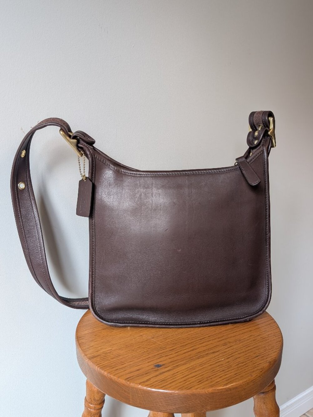 Vintage Coach 09966 Legacy Saddle Shoulder Bag